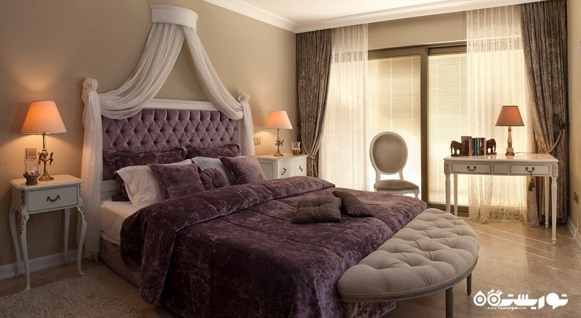 تخت بزرگ سوئیت هتل